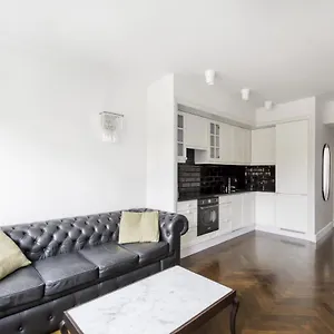 apartament-muranw.warsawhotelspoland.com/
